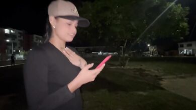 I undress in a stranger's house so that he can fuck me very hard, oh what a rich cock you have!