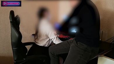 She came to tutoring without panties, but instead of knowledge she got a dick.