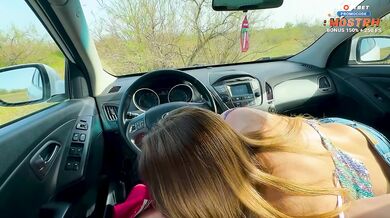 Hot mom (stepmom) fucks in the car with her son's classmate