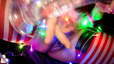 Milfy ZoomedIn spreads her holiday cheer for a MONSTER Dildo!