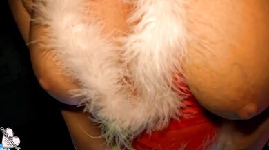 Milfy ZoomedIn spreads her holiday cheer for a MONSTER Dildo!