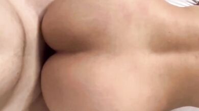 Quick Fuck With CREAMPIE Included With A CHEAP COLOMBIAN WHORE While I'm On Holiday In Medellín