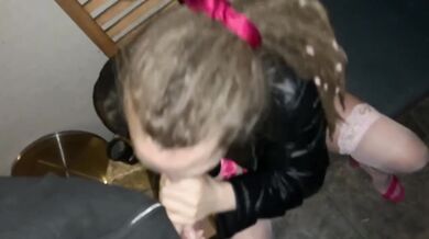 Outdoor smoking and blowjob to cim
