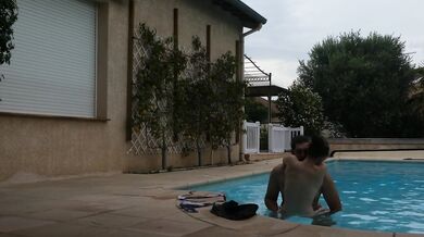 We enjoy the holidays at the swimming pool