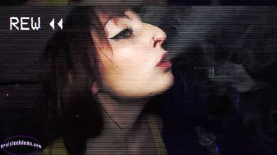Braislee Adams 420 Music Video Smokes, Dances, & Teases Ends w/ Finger Play 4/20, Weed, Blunt, Pipe