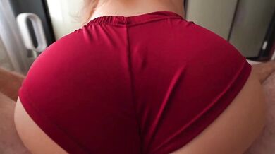 Big ass Russian girl shakin ass reverse cowgirl takes thick dick until creampie