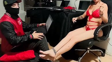 Latina caliente 18 fucked raw after interview