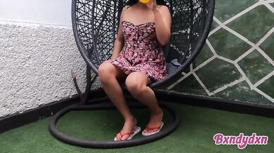 Latina POV solo slut finger banging in garden gets juicy