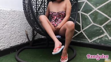 Latina POV solo slut finger banging in garden gets juicy