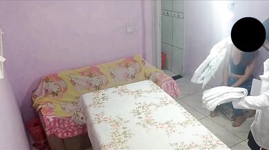Latina massage squirt surprises client with real erotic massage