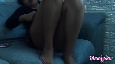 POV latina fingers herself sensually on sofa till she’s soaked