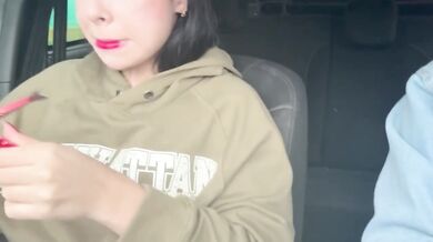 Petite Latina Schoolgirl Ravaged Her Handjob in Car Until He Exploded