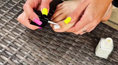 White Toenails Raw Flip Flop Fetish ASMR Solo