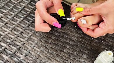 White Toenails Raw Flip Flop Fetish ASMR Solo