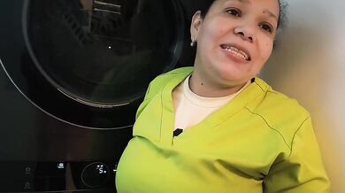 Intense blowjob on her wet pussy by huge MILF milfcaliente82