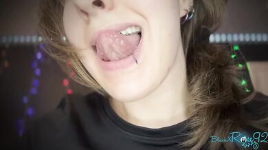 Black Rose Milf Housewife Deepthroat Custom Big Cock Worship