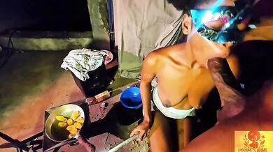 Street vendor no change fat cock mouth pussy ebony gostosa bbc customer service amateur blowjob