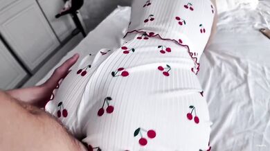 My stepsister teased my cock with her huge ass then ruined our hug raw POV