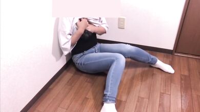 Short-haired student cumming to her Asian wet dreams