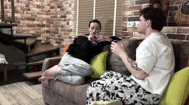 My best friend's wife squirting for the first time cheating doggystyle