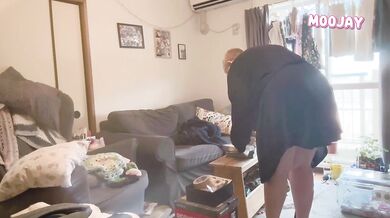 Big tits milf robe slips cleaning hairy bbw pawg solo voyeur