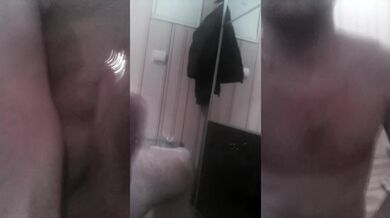 Big dick vs small dick mirror masturbation workout
