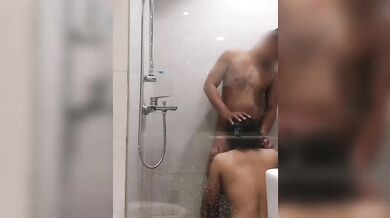 Shy stepsister warms up with me in bathroom POV big ass creampie
