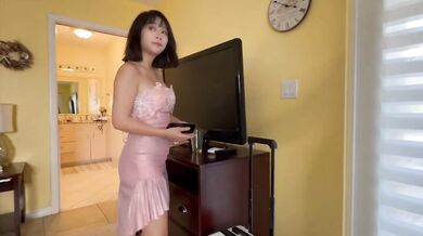 405 Asian MILF Blowjob Luna Nateium Creampie Teaser Preview OnlyFans