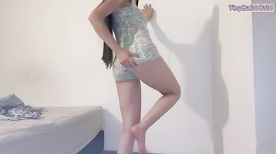 Hot college girl teases teacher in sexy pijama till he loses control