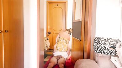 Milf eats pussy right in the hallway outside her neighbor’s door screams Oh my God I’m cumming