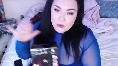 Qutoys Review Destroyed Gushing Solo Female BBW Toys Verified