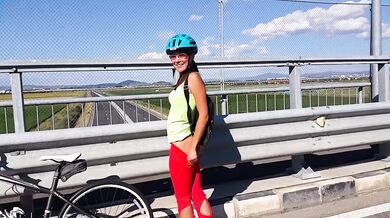 Public Exhibitionist Butt Plug Flashing Hairy Pussy Gap Gushing Amateur POV HD