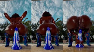 Intense Squirting Orgasm Black Ass Shaking Dildo HD Amateur