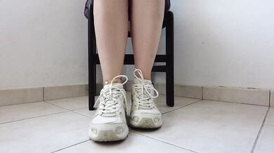 White Ankle Socks And New Balance 740 Destroyed By Foot Fetish Amateur Solo Female HD