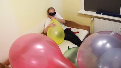Gushing Blowjob Destroyed By Amateur G24 Crystal Yellow Balloon Choke