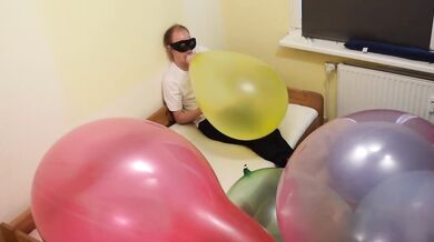 Gushing Blowjob Destroyed By Amateur G24 Crystal Yellow Balloon Choke