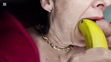 Hot Neighbor Night Blowjob Cumshot Anal Pussy Creampie Banana Play Hot Milf Amateur