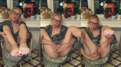 Hot Milf With Toys Destroyed By Intense Chair Masturbation Gushing Real Orgasm Amateur Close Up Pussy Solo Fingering Red Nails Feet Foot Fetish