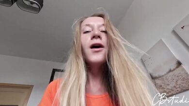 18 year old stepdaughter shares bed with stepfather without condom cum dripping wet creampie