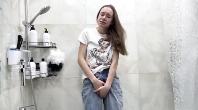 Desperate Blonde Pissing In Jeans Gushing Omorashi