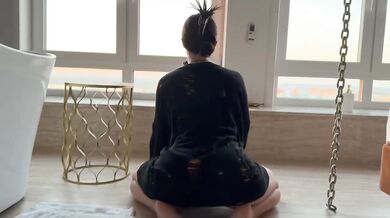 Brunette Goddess Yoga Panties Big Ass Juicy Stretching Feet Worship Teasing