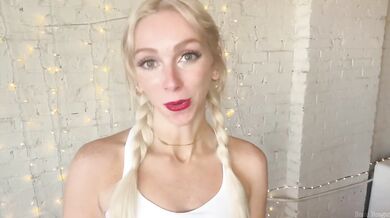 Safe For Work Cute Blonde Fitness Influencer Lululemon Outfits Try-On Destroyed Gushing Choked