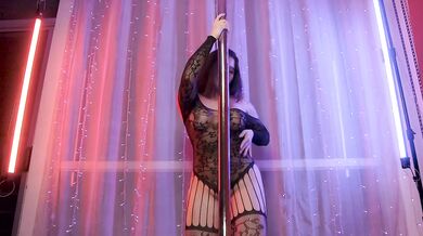 Petite Latina Stripper Nudes HD Verified Amateur Pole Striptease