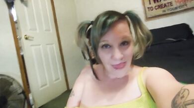 St. Patty's lucky sex machine, first time. Girl cums so much