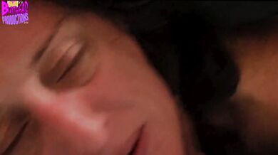 Tinder Date Cougar Wanted ONE Thing = Facial Money SHOT!