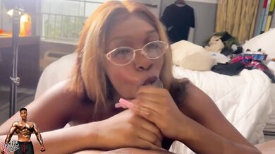 Best Friends Have A DIck Sucking Contest And Use Their Boy Friends To Judge