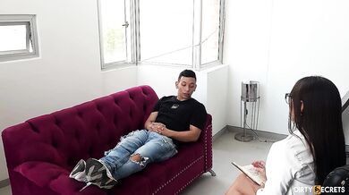 MY PSYCHOLOGIST HELPS ME WITH MY ERECTION PROBLEM