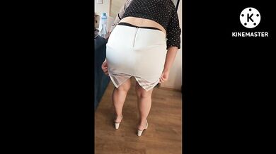 I VISIT MY MOTHER-IN-LAW AND SHE SHOWS ME HER BIG ASS