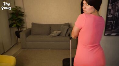 Stepmother “Let this be the last time you get into my bed, stepson” sharing bed on family vacation