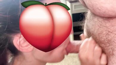 Sloppy Mature Milf Blowjob Ends with Gushing Cum on Chest